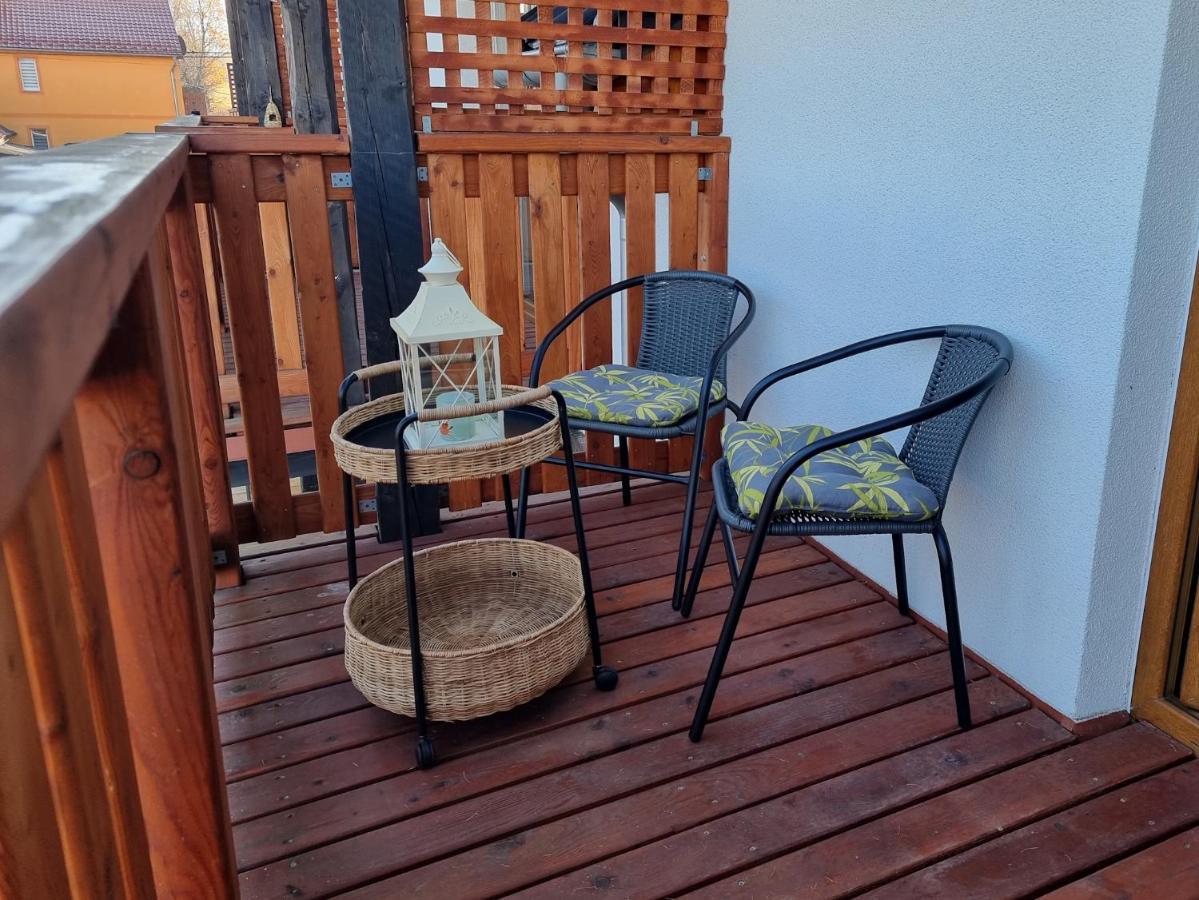 Uroczy Apartament U Mirki Подґужин Екстер'єр фото